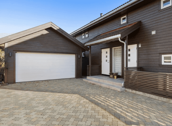 How to Prepare Your Garage Door for Naperville’s Winter Season